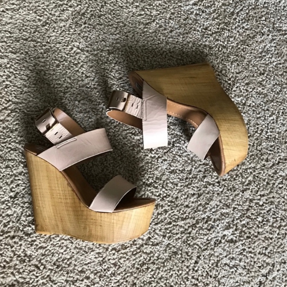 Steve Madden wedges tan size 8